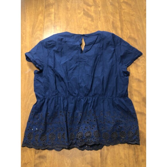 Lane Bryant Blue Tunic Shirt Short Flutter Sleeve Peplum Eyelet Embroidery 28 - Picture 6 of 8